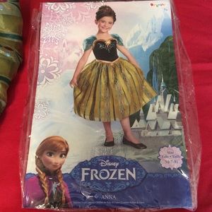 Disney Frozen Anna costume dress Halloween green